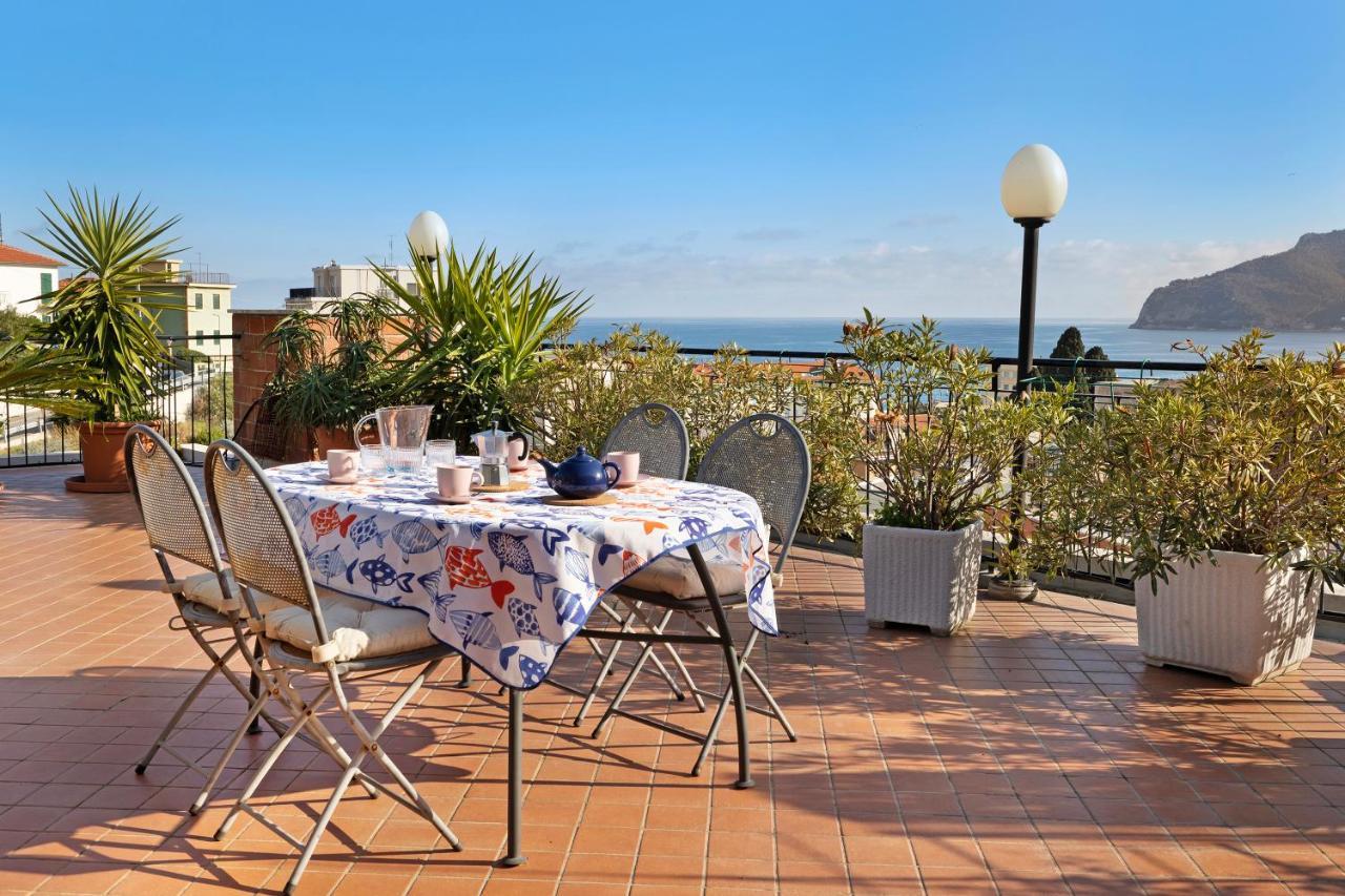 Attico Cielo E Mare Apartment Spotorno Luaran gambar
