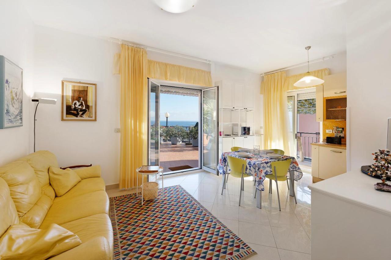 Attico Cielo E Mare Apartment Spotorno Luaran gambar